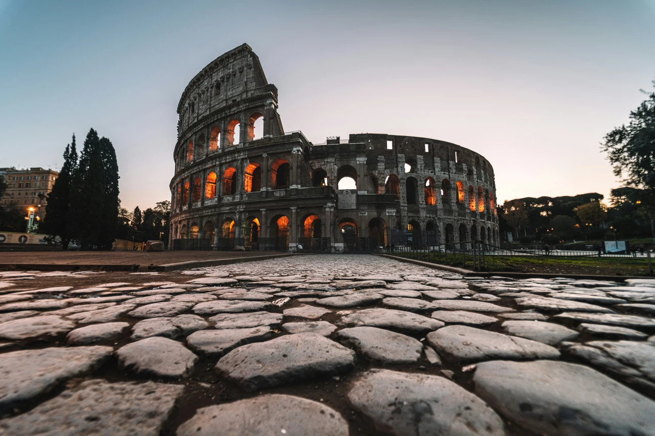 Cosa vedere a Roma in una giornata: itinerario express per l’estate Cosa vedere a Roma in una giornata: itinerario express per l’estate