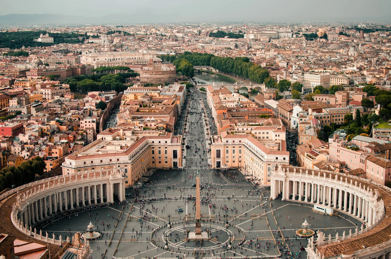 Guida alle migliori terrazze di Roma per colazioni panoramiche Guida alle migliori terrazze di Roma per colazioni panoramiche